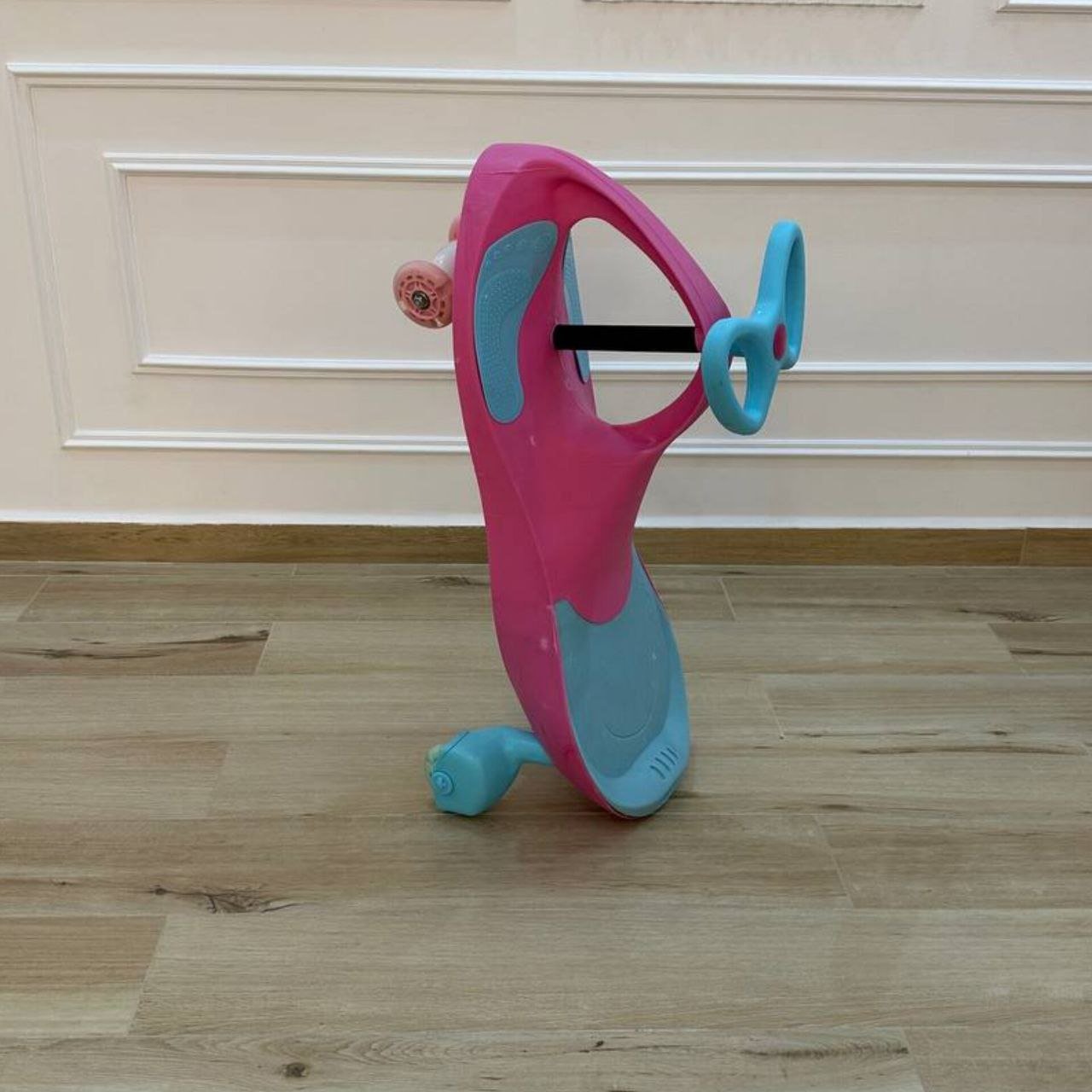 Voiture magique - الصورة 3